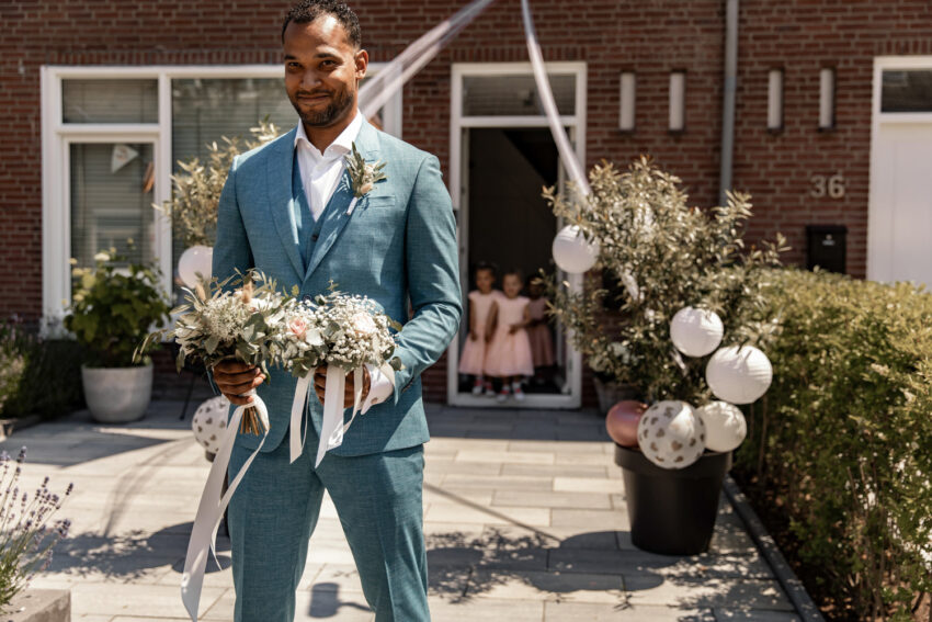 Trouwfotografie in Lisse, first look van Kevin en Nicole.