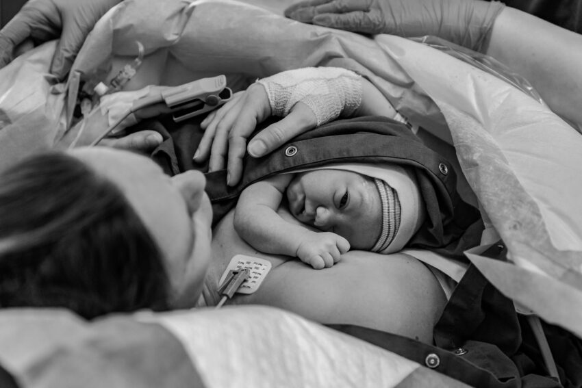 Geboortefotografie in Rotterdam, een gentle sectio.